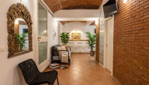 Disponibile sempre per Co- Working e da Novembre 2027 per abitazione zona Navigli ALL- INCLUSIVE